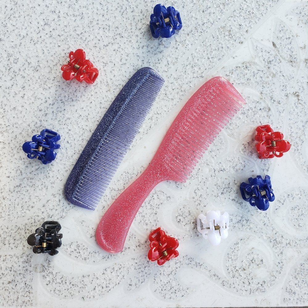 Early y2k era comb and clip set